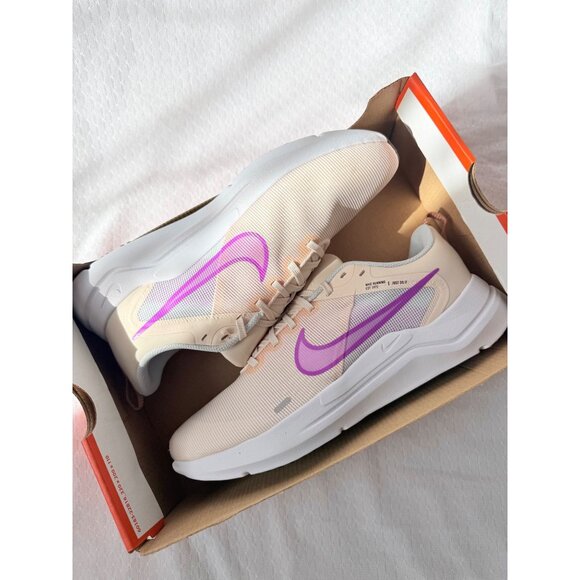 10 Women’s Nike Downshifter 12 Low Guava Ice Rush Fuchsia DD9294 800 - Picture 7 of 8